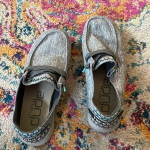 Hey dude shoes